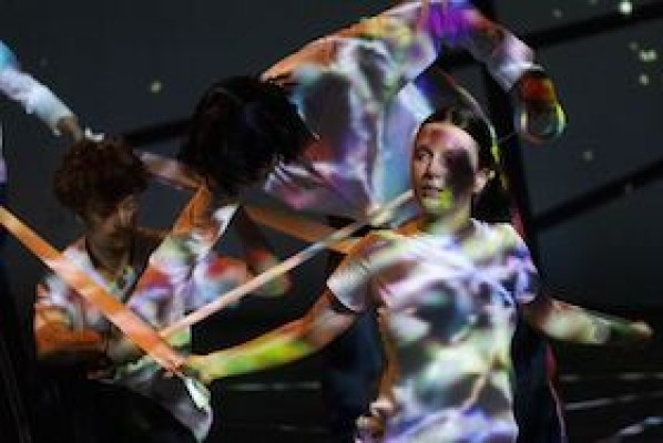 BERLIN MOVES @ Uferstudios – Tomorrow Never Knows & Bobby