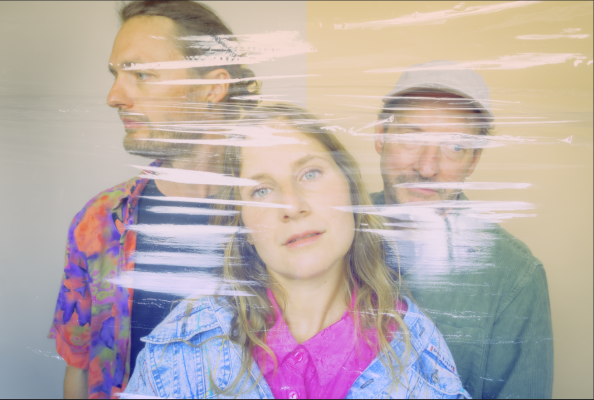 AEIOU « Lotus Effect » Lanzamiento del álbum
