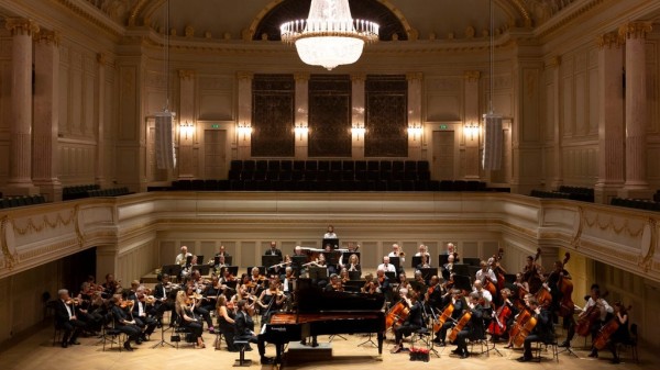 SMOMS Concierto benéfico con el Berner Kammerchor