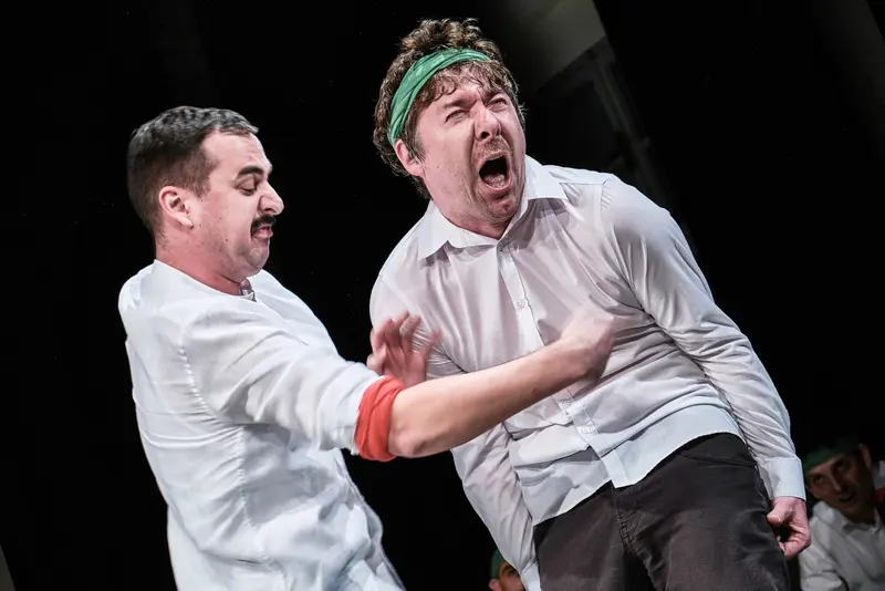 Olivy vs. Paleťáci - a match in theatrical improvisation