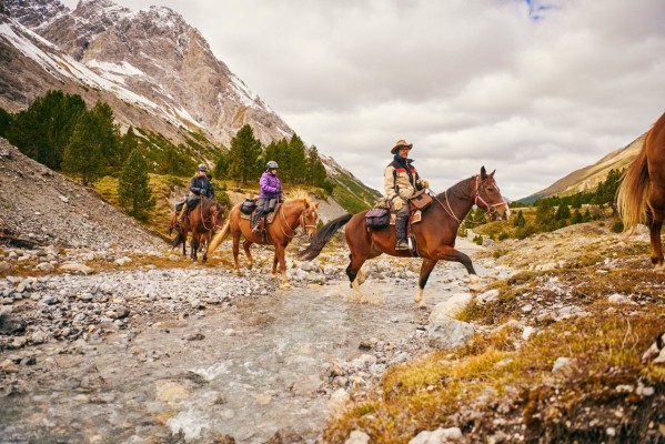 3 days horse riding in Val Mora