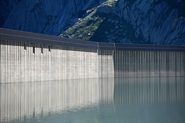 Guided Tours of the Albigna Dam