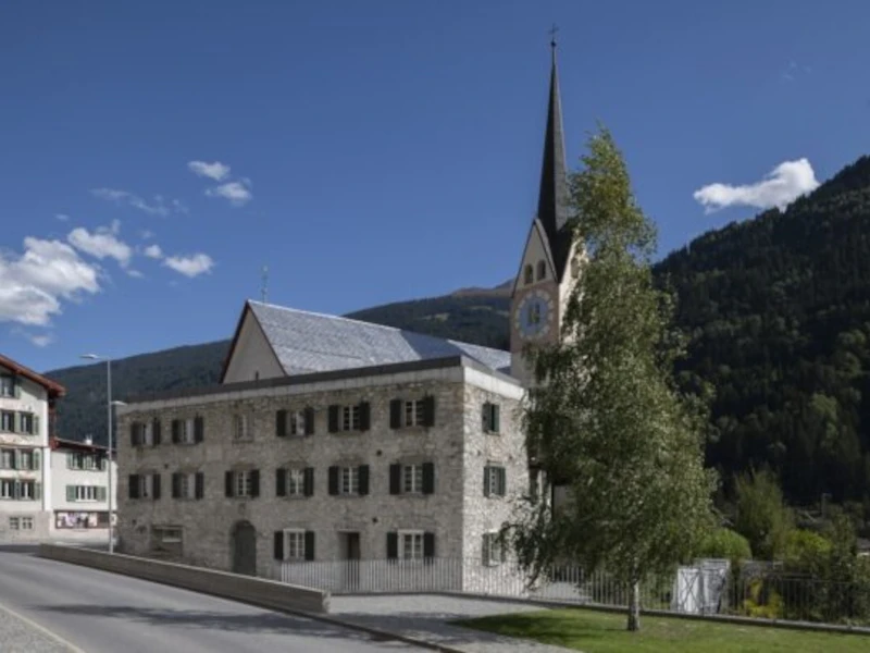 Exhibition: «Avon e davos las culissas» / Front and backstage in Trun