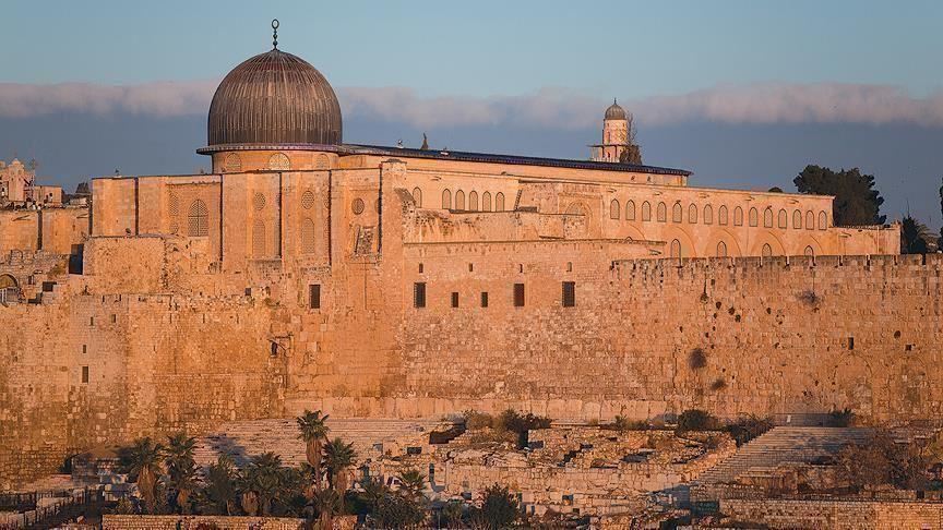 للجمعة الرابعة..الاحتلال الإسرائيلي تمنع فلسطينيين من الصلاة بـ"الأقصى"