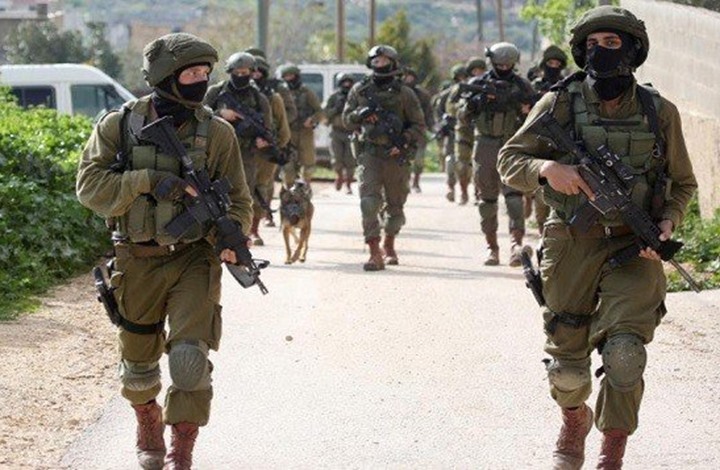 الاحتلال الإسرائيلي يعتقل شبانا فلسطينيين بالقدس والضفة