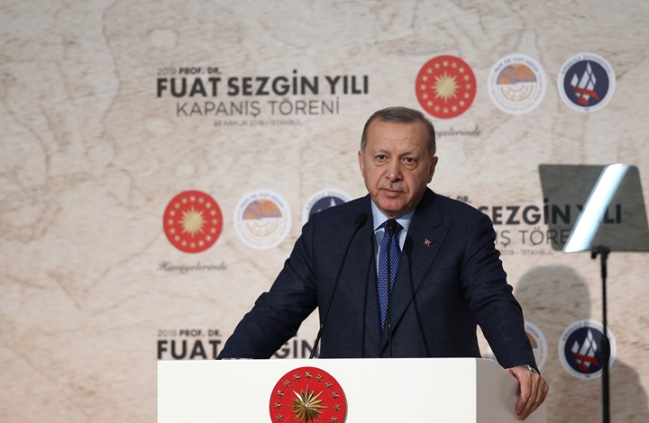 أردوغان يهاجم ماكرون ويصف تصريحه عن الإسلام بـ"الوقح"