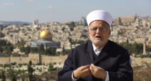 الشيخ عكرمة صبري يدعو فلسطينيي الداخل للرباط ويؤكد: لن نسمح باقتحام الأقصى