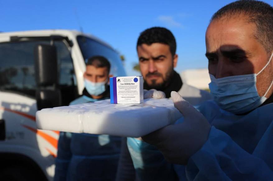 وصول 20 ألف لقاح روسي إلى غزة عبر معبر رفح