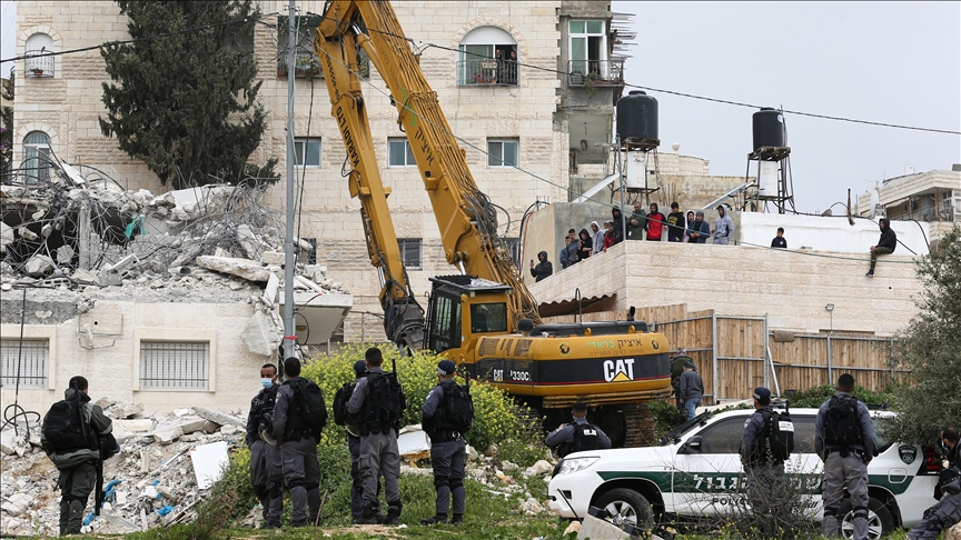 اعتقالات ومواجهات بالضفة والقدس.. ومصرع مستوطن