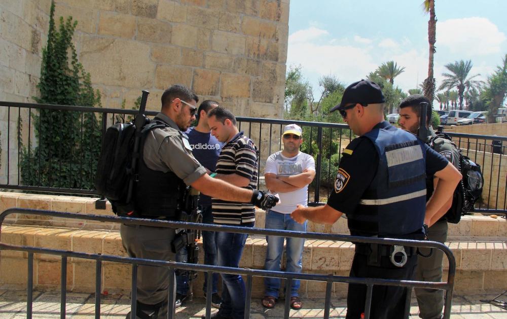 29 قرار إبعاد عن الأقصى والقدس وهدم 20 منشأة في فبراير