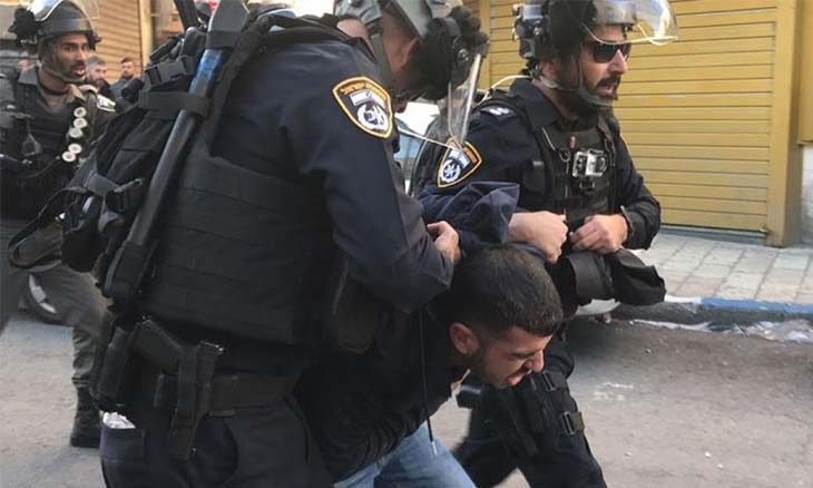 حملة اعتقالات تطال 10 من عائلة واحدة وقادة من حماس… والمستوطنون يحاولون قتل مواطنين