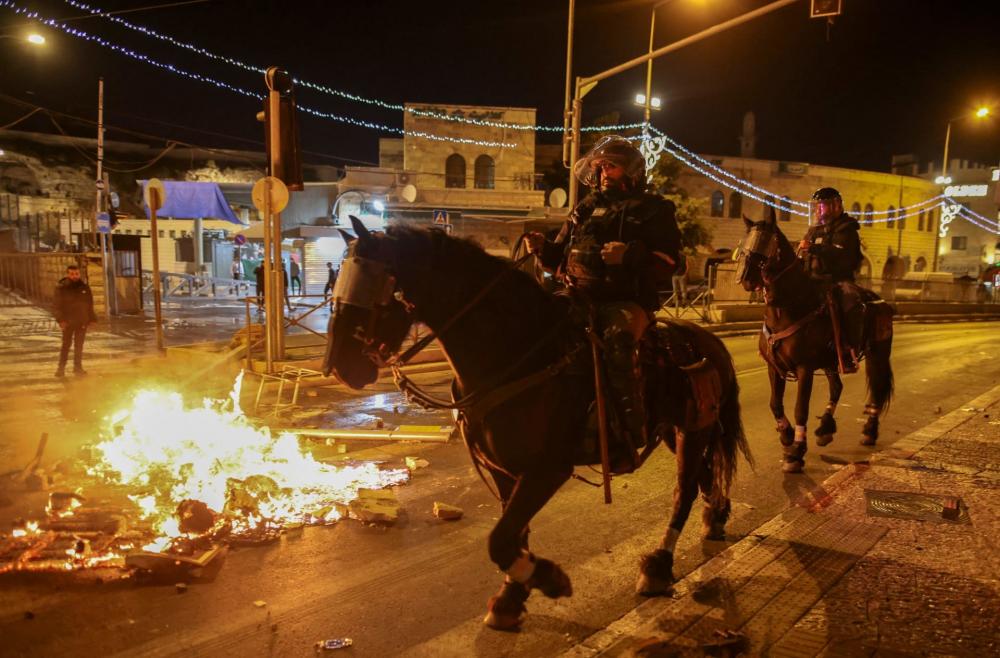 مواقع التواصل تساند حراك المقدسيين: معركتكم معركتنا