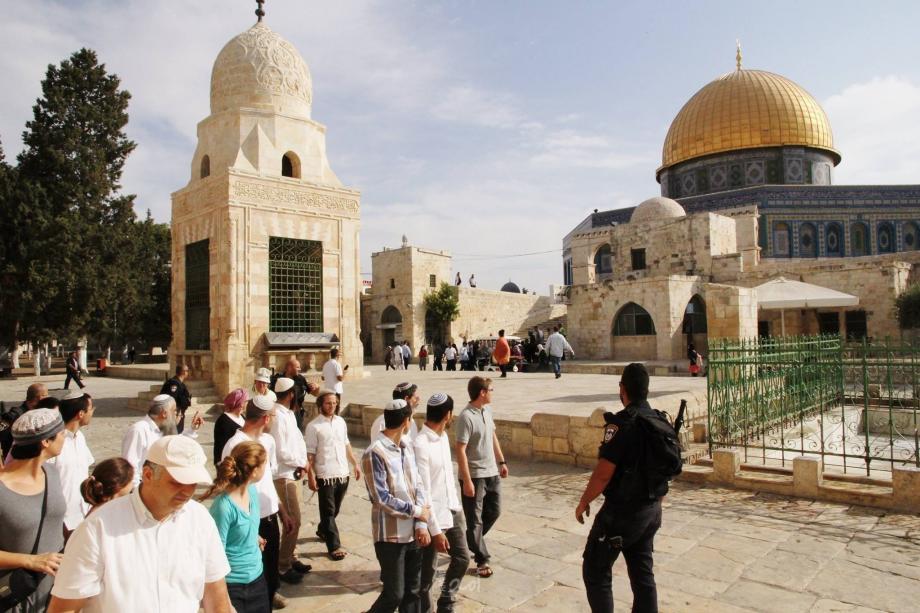 أوقاف القدس تحذر من تفجر الأوضاع جراء اعتداءات الاحتلال