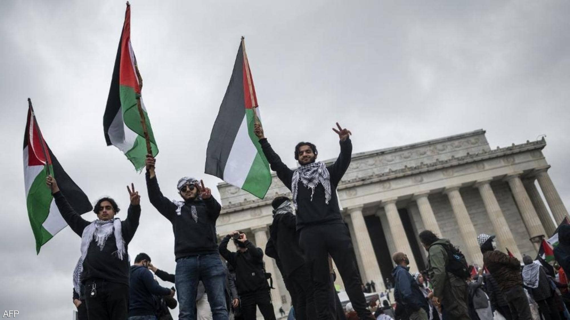 عريضة أمريكيّة تطالب برفع الحجز عن 75 مليون دولار مساعدات للفلسطينيين