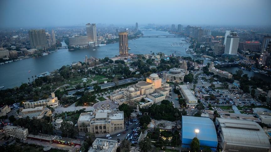 وفد حكومي من غزة بالقاهرة قبيل زيارة هنيّة
