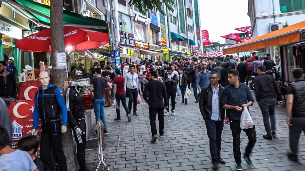 إسماعيل ياشا .. يبحث الدوافع التركية في إعادة النظر بملف اللاجئين