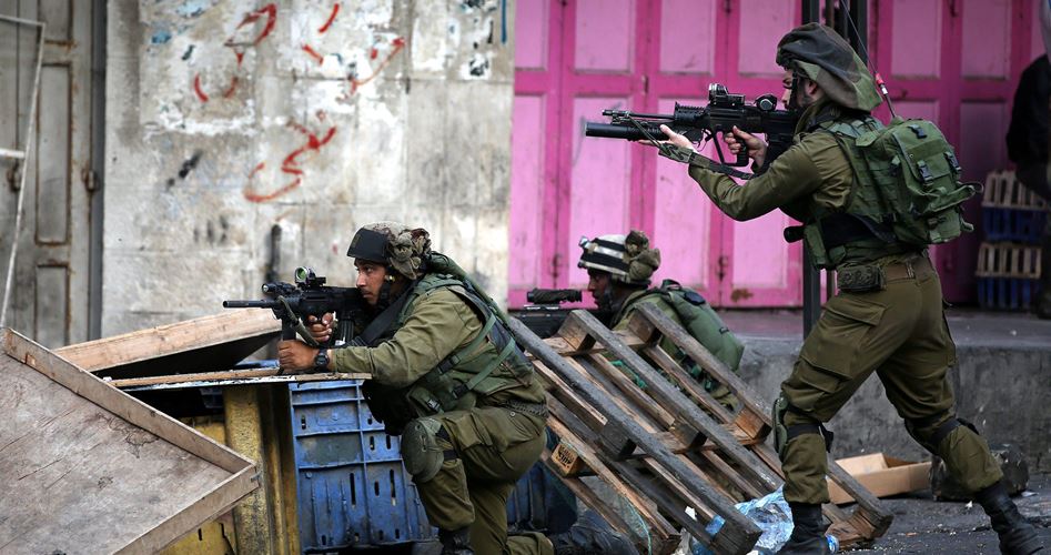 اشتباكات بجنين.. حملة اعتقالات في الضفة والقدس تطال أسرى محررين