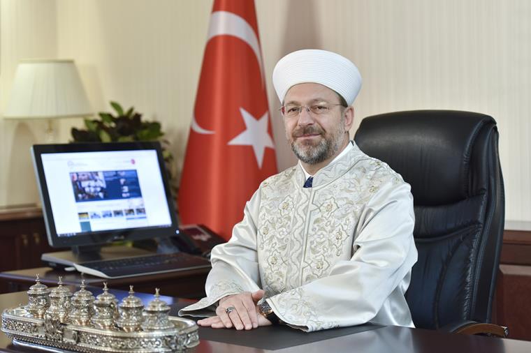 أردوغان يجدد لـ"علي أرياش" رئاسة الشؤون الدينية وهيئة علماء فلسطين تهنئ