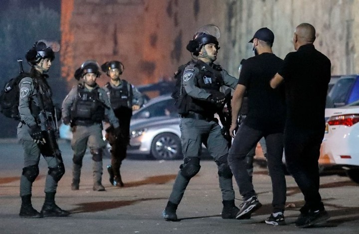إصابات خلال مواجهات مع الاحتلال قرب مقبرة بالقدس