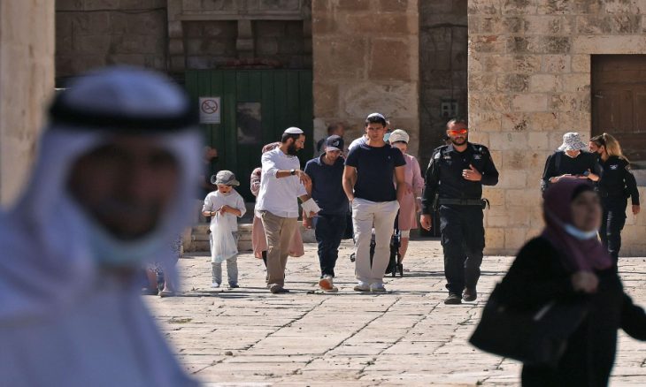 اقتحامات للأقصى تحت حماية مشددة .. وتصعيد في سلفيت