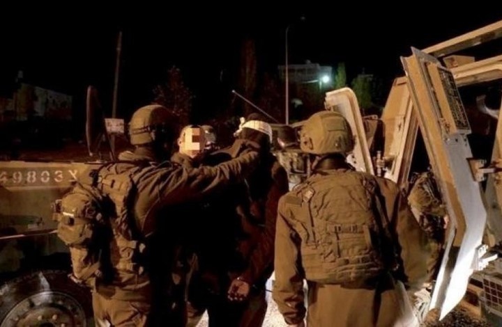 مداهمات واعتقالات بالضفة.. وحملة على أشجار الزيتون