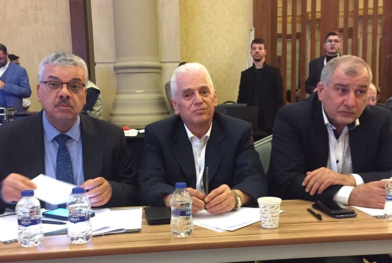أحمد محيسن أميناً عاماً لفلسطينيي الخارج وهشام أبو محفوظ نائباً له
