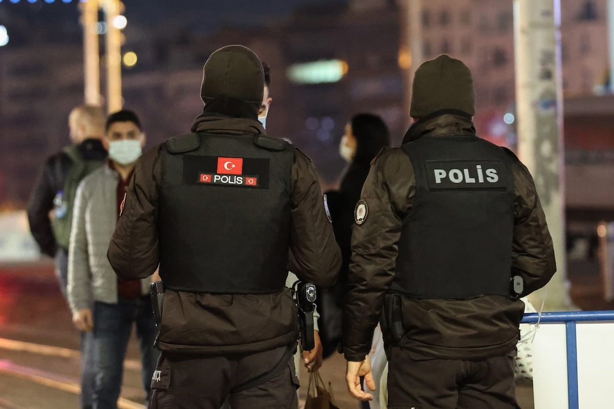 تحرير 6 فلسطينيين من يد عصابة تهريب في اسطنبول