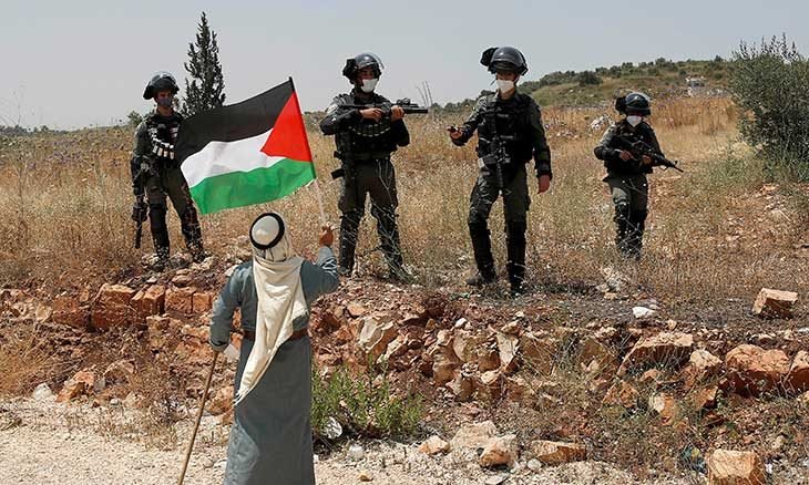 الضفة وقطاع غزة تتحدى في مواجهة الاستيطان
