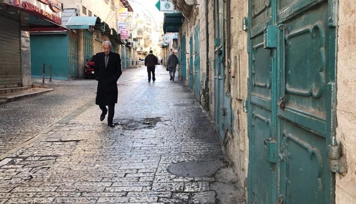 احتجاجًا على هدم المنازل إضراب شامل في جبل المكبر .. ومستوطنون يقتحمون الأقصى