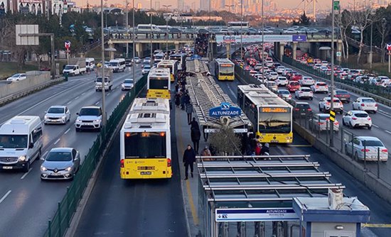 بشرى سارة .. رئاسة بلدية إسطنبول تخفق في فرض زيادة على رسوم النقل العام في المدينة