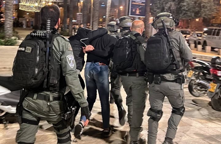باب العامود .. لليوم الخامس الاحتلال يعتقل ويعتدي على المقدسيين