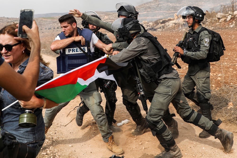 وحدة الحماية القانونية ببيت الصحافة: 488 انتهاكاً للحريات الإعلامية خلال 6 أشهر