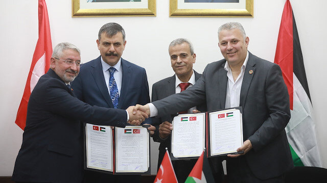 اتفاقية توأمة للتعاون بين قلقيلية الفلسطينية وجوروم التركية