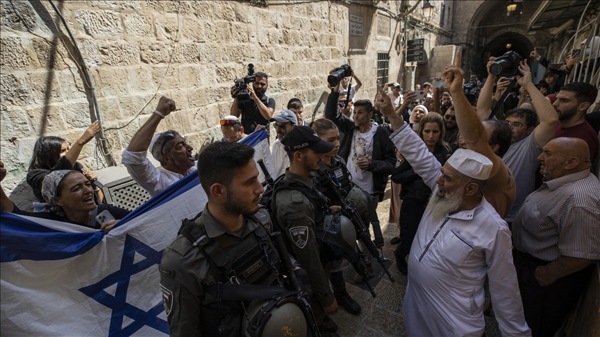 أوقاف القدس: 2200 إسرائيلي اقتحموا المسجد الأقصى .. "شاهد"