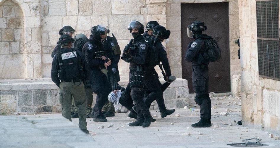 اعتقالات لفلسطينيين في المسجد الأقصى ومحيطه .. و الاحتلال يعيق عمل الصحافة على بواباته