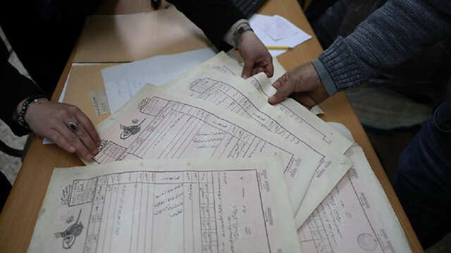 فلسطين…"يونس إمره" يُخرّج دورة في قراءة الوثائق العثمانية