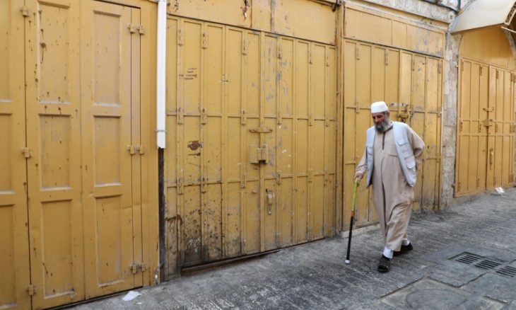 وفاءً للشهيد عدي التميمي .. الإضراب يشل الضفة الغربية والقدس