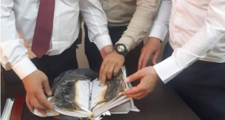 مستوطنون يحرقون نسخا من القرآن الكريم في الخليل .. "شاهد"