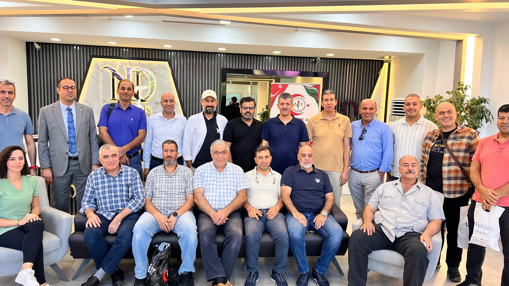 بالصور| "فيدار" بالتعاون مع أطباء فلسطينين ينظمون يوماً طبياً