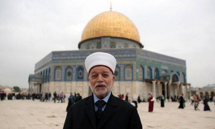 المفتي يدين اقتحامات المسجد الأقصى وإغلاق المسجد الإبراهيمي