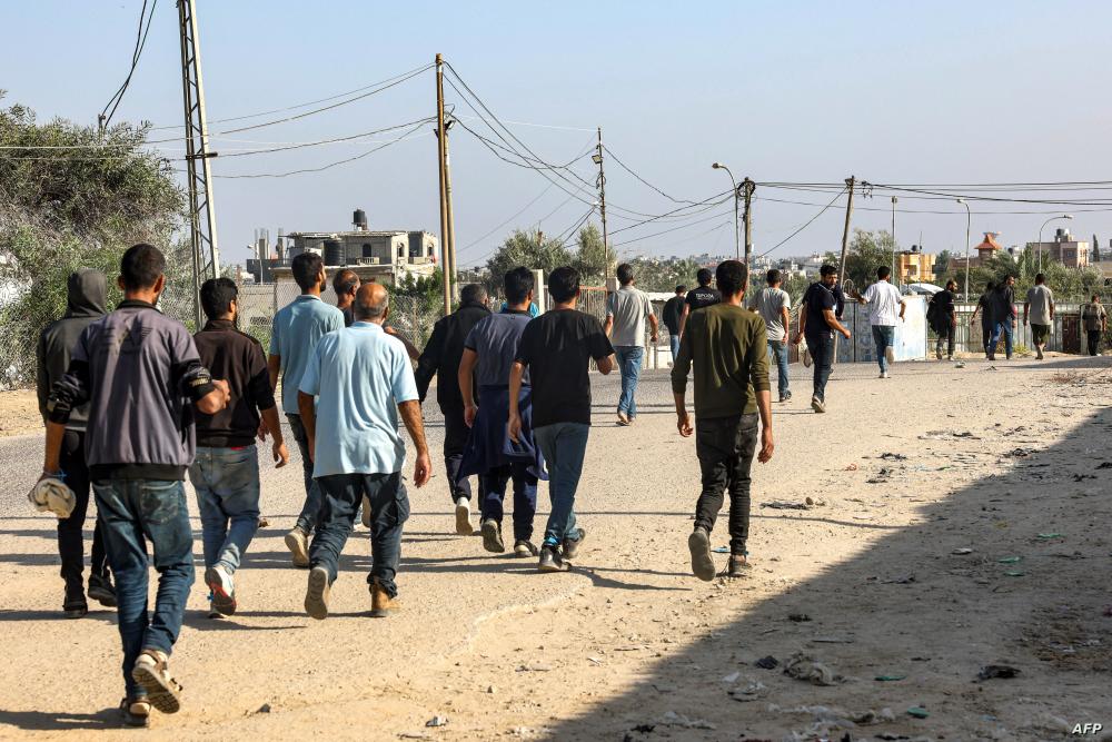 قوات الاحتلال تفرج عن 500 مواطن من غزة
