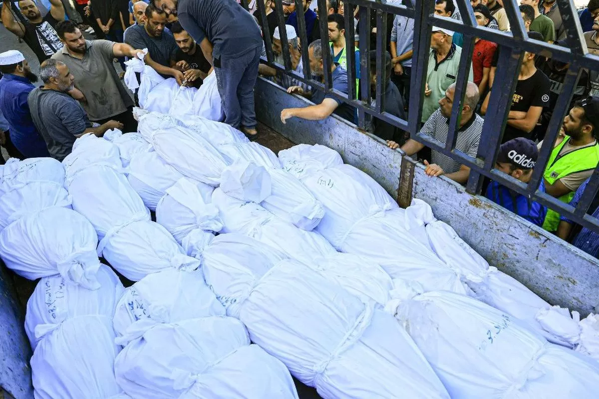الصحة بغزة: عشرات الشهداء متكدسة في مستشفى كمال عدوان والاحتلال يواصل حصارها