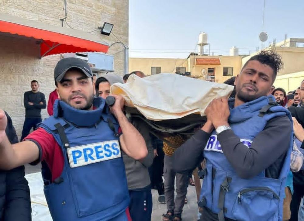 "الإعلامي الحكومي": 122 شهيدًا صحفيًا منذ بدء العدوان على غزة
