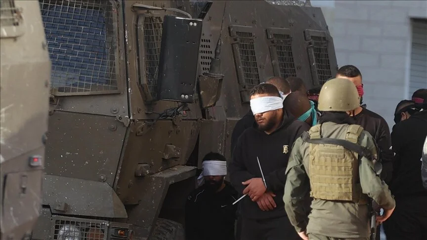 الضفة.. ارتفاع حصيلة المعتقلين منذ 7 أكتوبر إلى 7820 فلسطينيا