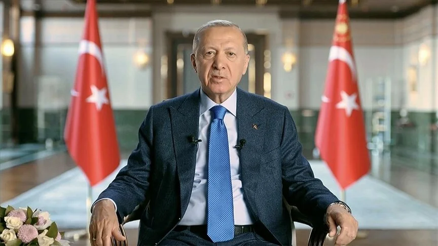 بمناسبة حلول عيد الفطر.. أردوغان: أظهرنا دعمنا للشعب الفلسطيني في هذه المحنة بإرسال أكثر من 45 ألف طن من المساعدات