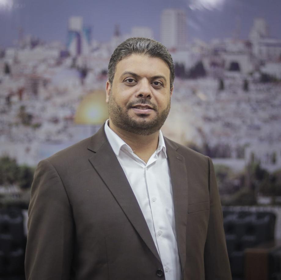 "الإعلام الحكومي": جيش الاحتلال الإسرائيلي يرتكب جريمة حرب باغتيال رئيس بلدية المغازي بهدف مضاعفة الأزمة الإنسانية