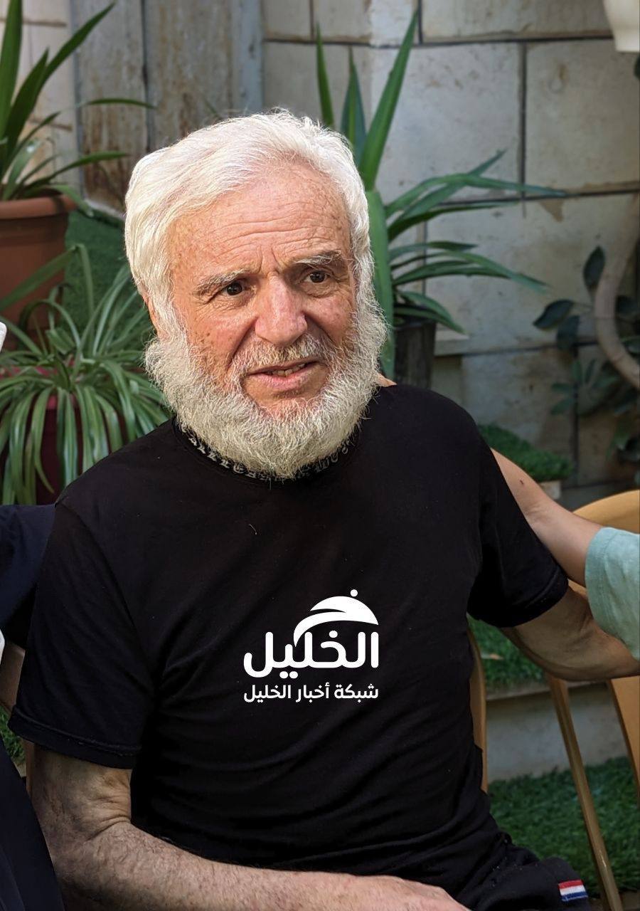 بـ "جسد نحيل وملامح منهكة".. الاحتلال يطلق سراح عزيز الدويك رئيس المجلس التشريعي الفلسطيني المنحل