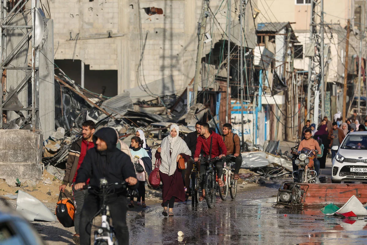 في قلب الإبادة: هل أصبحت الحرب جزءًا من الروتين اليومي لأهالي غزة؟