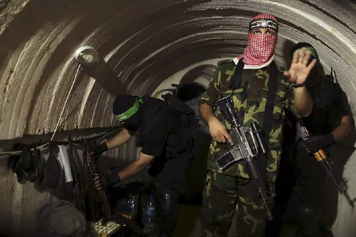 استنزاف طويل الأمد: كيف تجهز المقاومة الفلسطينية أرض المعركة لإيقاع الاحتلال؟