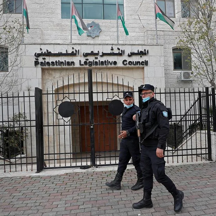 تحالف فلسطيني يرفض تعديل قانون الانتخابات ويطالب بإجراء الرئاسية والتشريعية بالتزامن